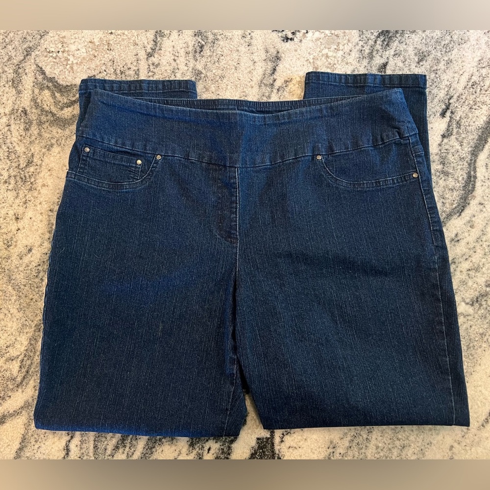 RUBY RD 💙 Classic PullOn Blue Denim Jeans- Stretchy Waistband, Back Pockets